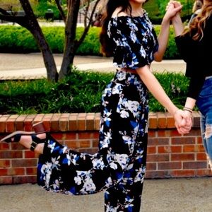 Two Piece Floral Set (includes crop top + pants)